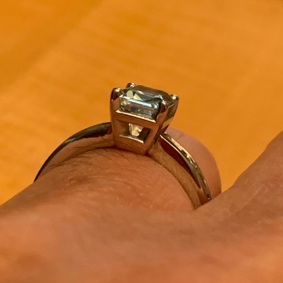 NEW 14KW Gorgeous Emerald Cut Aqua Marine Ring - Picture 10 of 16